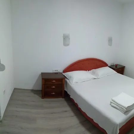 Bella Jaz Gasthof Budva